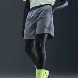Шорти чоловічі Nike Challenger Grid Shorts Black/Grey IQ3477-065