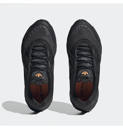 Кросівки унісекс Adidas Xare Boost Shoes Black If2423