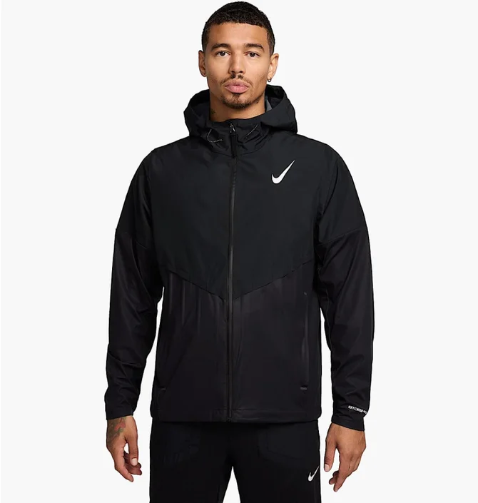 Вітровка чоловіча Nike Sfadv Aerosfivt Black FZ9039-010