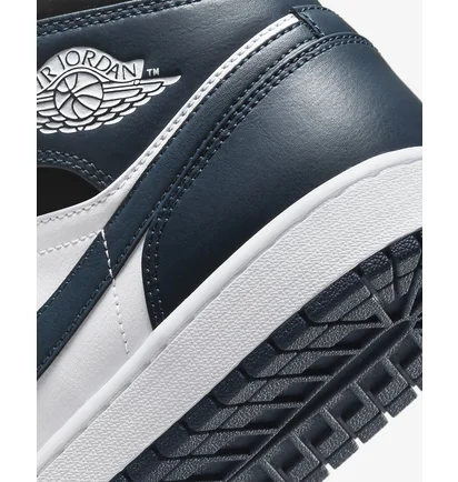 Кроссовки мужские Air Jordan 1 MID Blue 554724-411