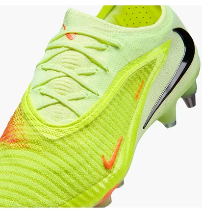 Бутсы унисекс Nike Phantom 6 Low Elite Sg-Pro Green HV8988-800