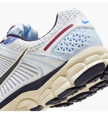Кросівки жіночі Nike Zoom Vomero 5 White FV8111-451