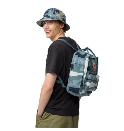 Рюкзак унисекс Fjallraven Kanken Graphics Turquoise/Multi 23200356.577-986