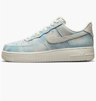 Кроссовки женские Nike Air Force 1 07 Se Light Blue Fd0883-400