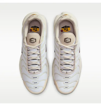 Кроссовки женские Nike Air Max Plus S E WomenS Shoes Beige IO0657-100