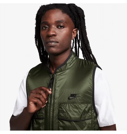 Жилетка мужская Nike Sportswear Tech Fleece Utility Vest Green FD0755-325