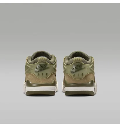 Кроссовки женские Air Jordan 4 Rm Olive IB7694-201