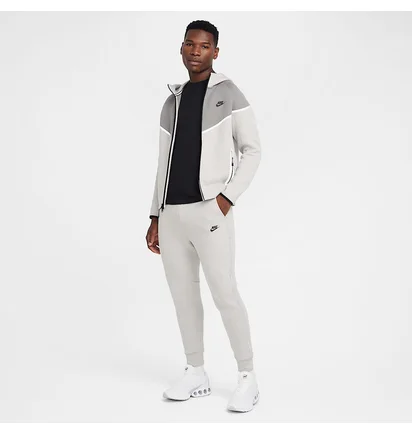 Штаны мужские Nike Tech Fleece Reflective Grey HQ3747-014