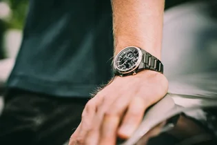 Часы мужские Casio Edifice Windflow ECB-2200DD-1A