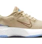 Кроссовки женские Nike W Zoomx Invincible Run Fk2 Beige DX1936-200