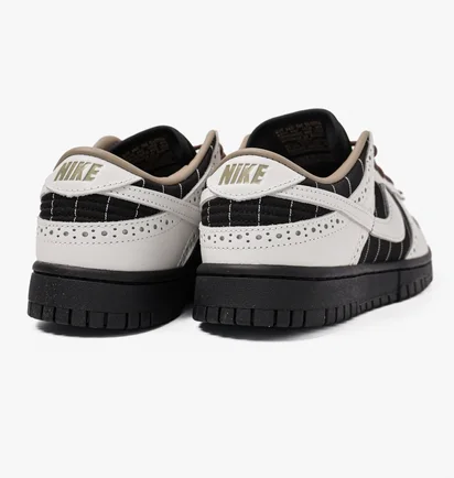 Кросівки жіночі Nike Dunk Low Lx Black/White FV3642-010