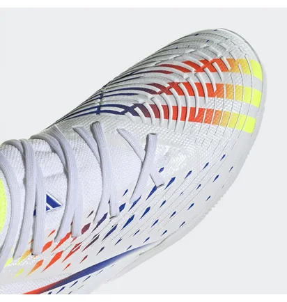 Футзалки унисекс Adidas Predator Edge.3 Indoor Soccer Shoes White Gv8517