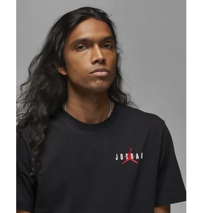Футболка мужская Air Jordan Essentials Tee Black Dv8422-010