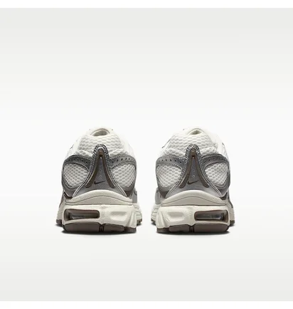 Кросівки жіночі Nike W Air Max Moto 2K White/Metallic IO1915-030