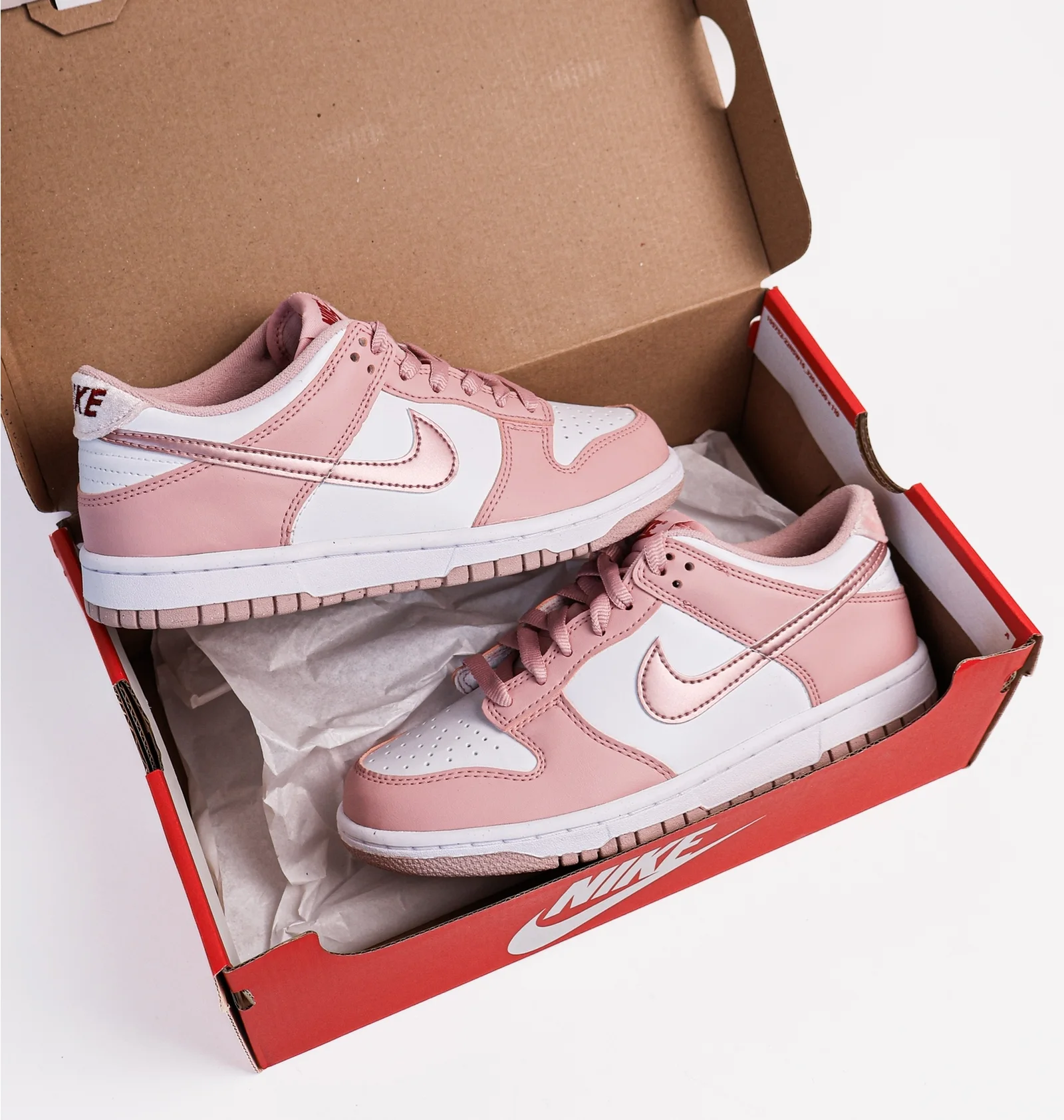 ᐉ Кроссовки детские Nike Dunk Low Gs Pink/White DO6485-600