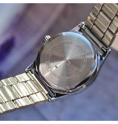 Часы женские Casio Timeless Collection LTP-V006D-1B2