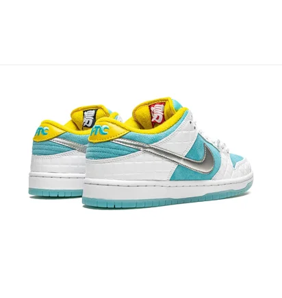 Кроссовки унисекс Nike Sb Dunk Low White/Turquoise DH7687-400