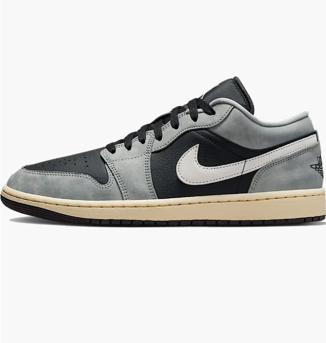 Кросівки чоловічі Air Jordan 1 Low Se Grey/Black HQ2010-012