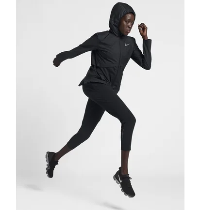Куртка жіноча Nike Essential WomenS Packable Running Rain Jacket Black 933466-010