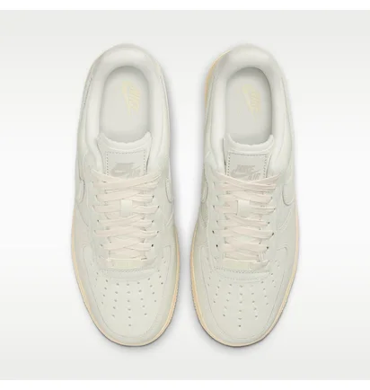 Кросівки жіночі Nike Air Force 1 07 Grey II7398-100