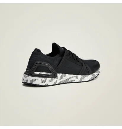 Кроссовки женские Adidas By Stella Mccartney Ultraboost Dna Shoes Black IH0087