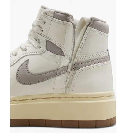 Кросівки жіночі Air Jordan Air 1 Elevate High Se Shoes Beige DZ3744-100