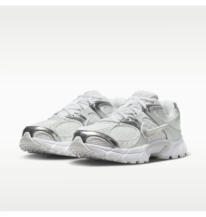 Кроссовки женские Nike V5 Rnr White HQ7901-112