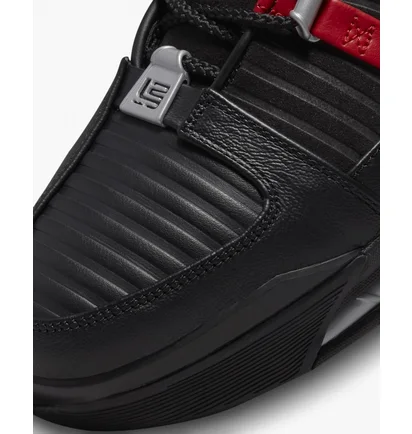 Кросівки чоловічі Nike Zoom Lebron Iii Barbershop Black Do9354-001