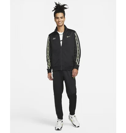Кофта мужская Nike Sportswear Repeat Black FD1183-011