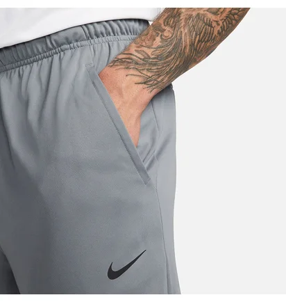 Штаны мужские Nike Totality MenS Dri-Fit Tapered Versatile Pants Grey FB7509-084