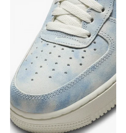 Кроссовки женские Nike Air Force 1 07 Se Light Blue Fd0883-400
