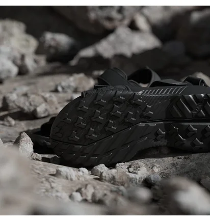 Сандали унисекс Adidas Terrex Hydroterra Black JQ2231