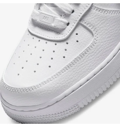 Кросівки жіночі Nike Air Force 1 Low '07 Essential White Green W White/Green DH4406-102
