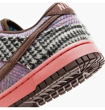 Кроссовки женские Nike Dunk Low X Harris Tweed Violet/Brown HQ5036-902