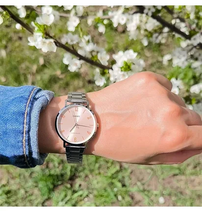 Часы женские Casio Timeless Collection LTP-VT01D-4B2