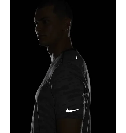 Футболка мужская Nike Dri-Fit Run Division Rise 365 Grey DM4636-017