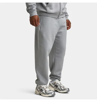Штаны мужские New Balance Tone Logo Cuff Grey MP51785