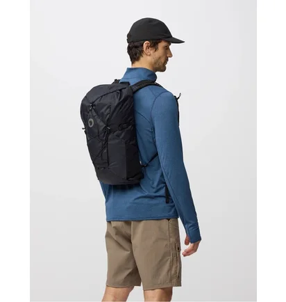 Рюкзак унисекс Fjallraven Abisko Black 23200353.550