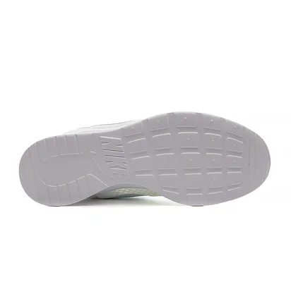 Кроссовки женские Nike Tanjun Flyease White DV7786-101