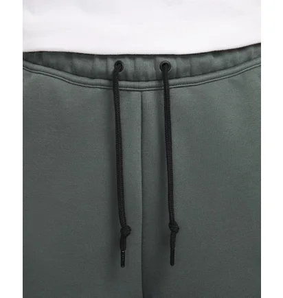 Шорты мужские Nike Sportswear Tech Fleece Shorts Green FB8171-338