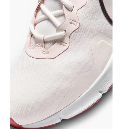 Кроссовки женские Nike Legend Essential 2 Pink CQ9545-600