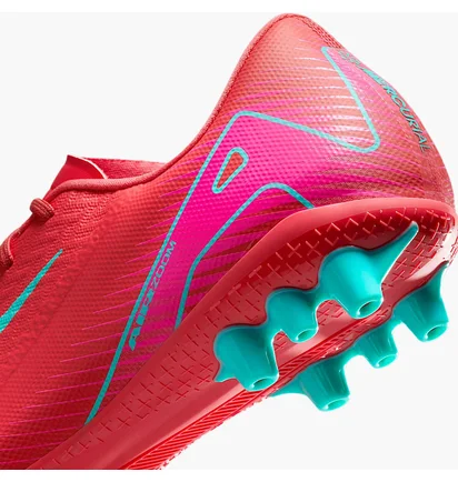 Бутсы унисекс Nike Zoom Mercurial Vapor 16 Academy Ag Red FQ8364-800