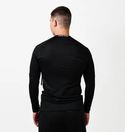 Лонгслів чоловічий Nike Pro Warm Long-Sleeve Top Black FB7982-010