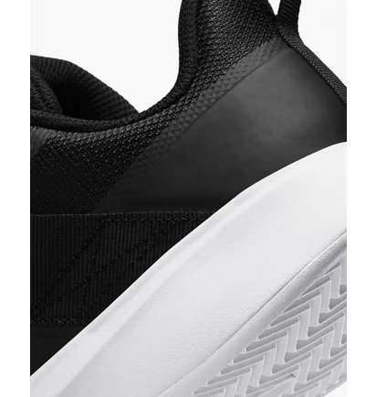 Кросівки жіночі Nike Court Vapor Lite Black DH2945-024