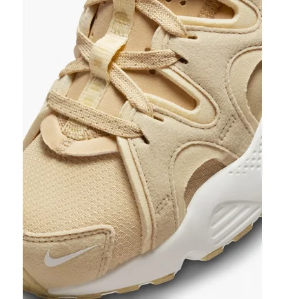 Кросівки жіночі Nike Air Huarache Craft Shoes Beige DQ8031-201