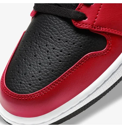 Кросівки чоловічі Air Jordan 1 Low Red 553558-605
