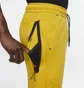 Штани чоловічі Nike Nsw Tech Fleece Joggers Yellow CU4495-743