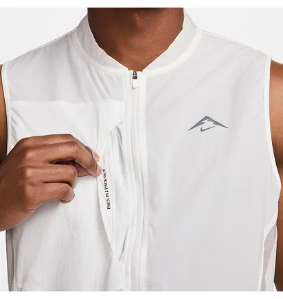 Жилетка чоловіча Nike Trail Aireez White FN4004-121