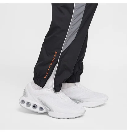 Штани чоловічі Nike Air Black HM0170-060