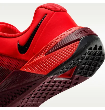 Кроссовки женские Nike Metcon 10 Red HQ2620-600